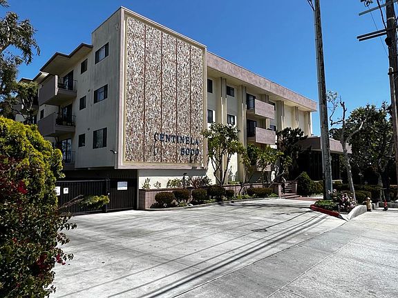 2nd image of 5000 S Centinela Ave APT 226
