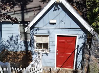 865 High Rd, Crestline, CA 92325