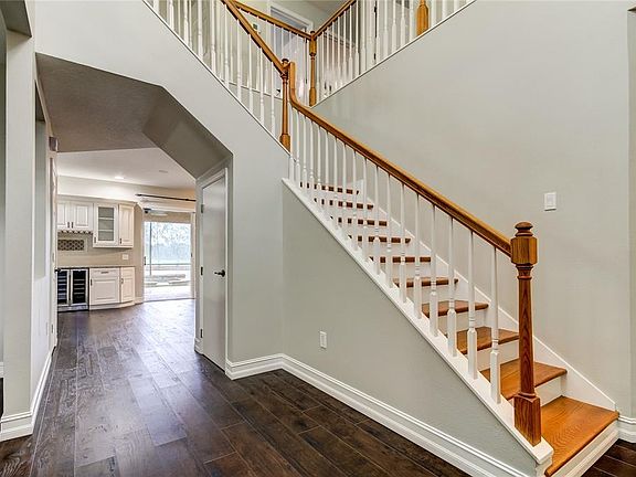 3rd image of 15909 Prince William Pl