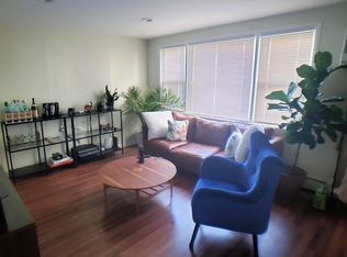 3050 S Lyman St #1F, Chicago, IL 60608