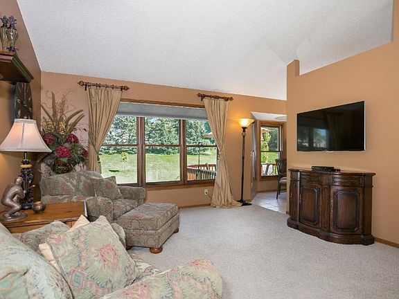 3rd image of 16332 Millford Dr