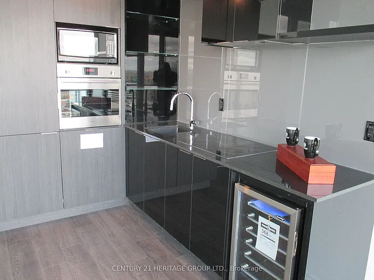 70 Temperance St #4802 — Photo 8