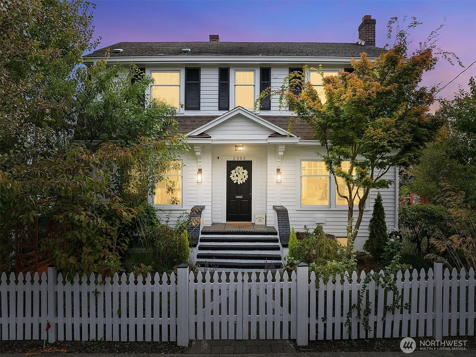 2202 5th Avenue N photo 1