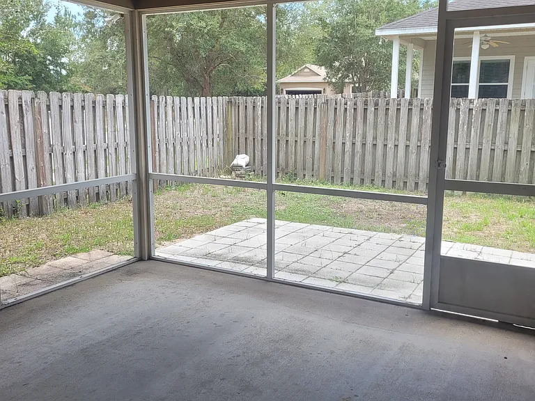 8955 SW 74th Ln — Photo 15
