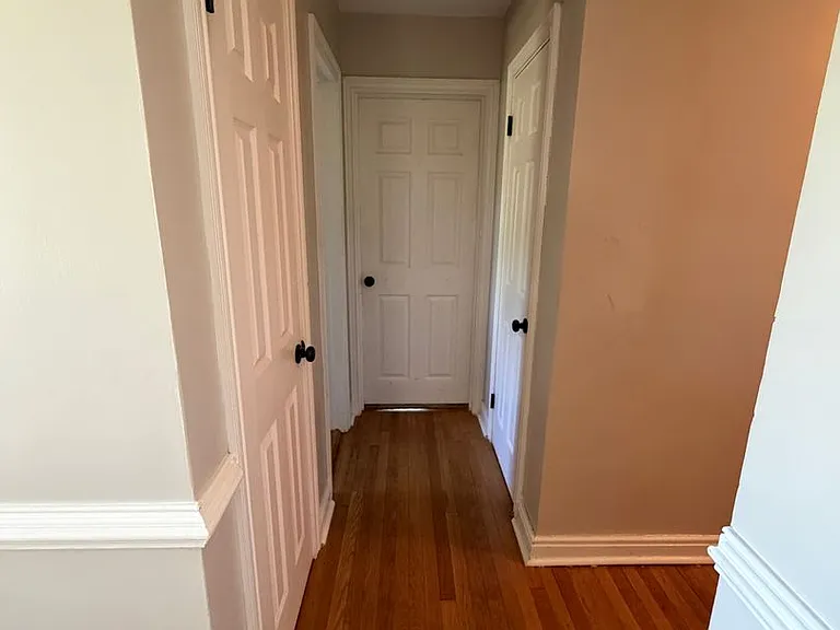 2210 Manlyn Rd — Photo 19