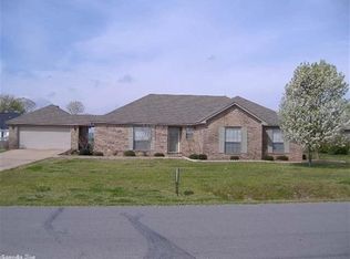 1603 NE 1st St, England, AR 72046