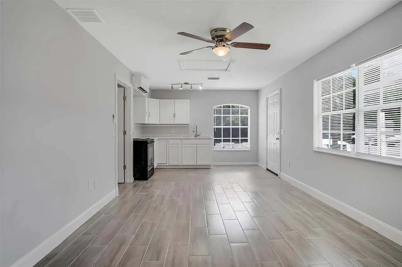 603 Coconut Palm Way — Photo 1