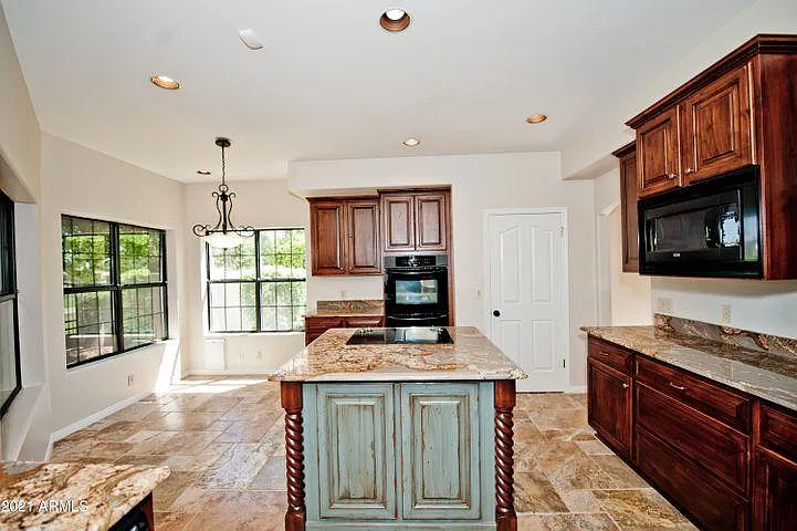 2322 S Rogers Cir #4 — Photo 9