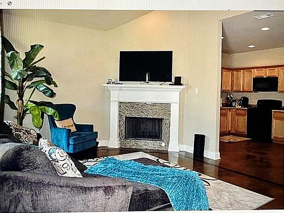 2nd image of 1835 Orleans St