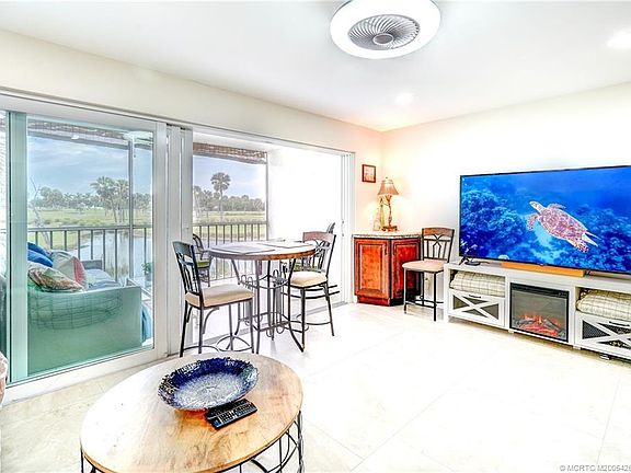 5th image of 5557 NE Gulfstream Way
