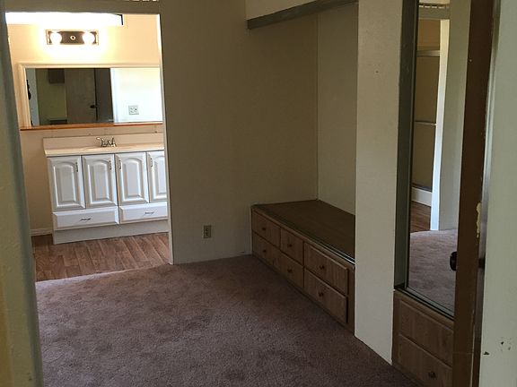 2nd image of 4932 Indian Oak Dr