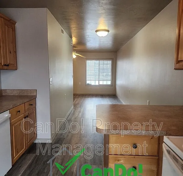 2866 Hunters Loop #202 — Photo 2