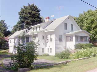 9 Madison St, Springvale, ME 04083