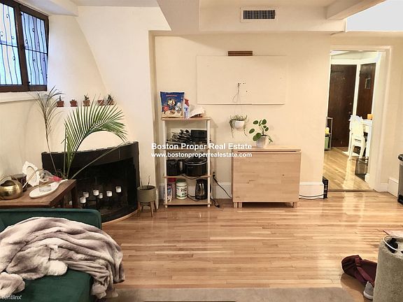 141 Revere St. #A Boston - Beacon Hill Unit Photo 3