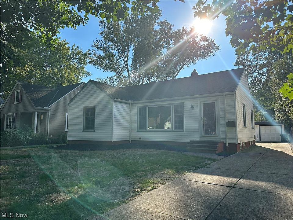 1st image of 4614 W 226th St