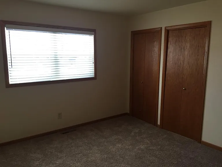 Bedroom #2 (upstairs) - (12' x 13')