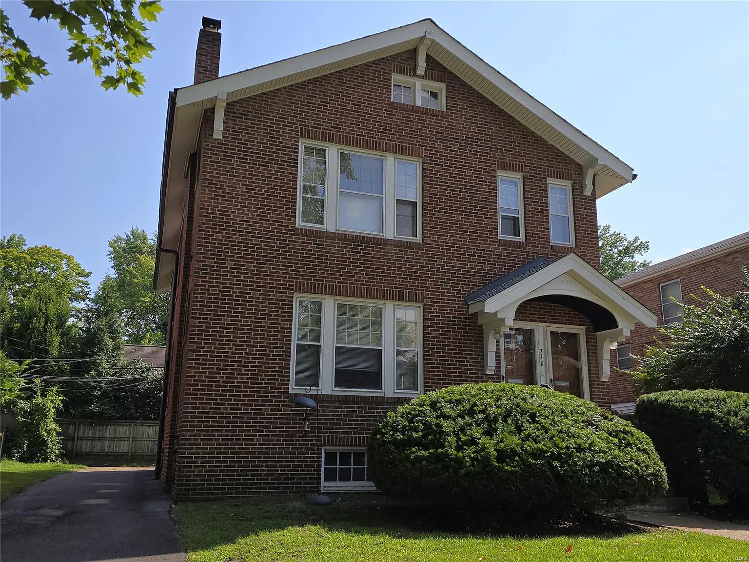 7118 Amherst Ave photo 1