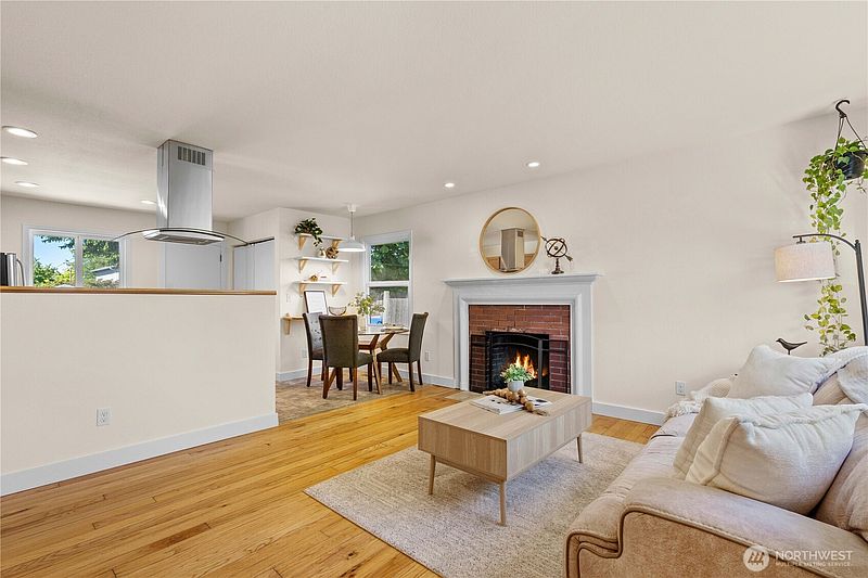 4th image of 5317 N 45th Street