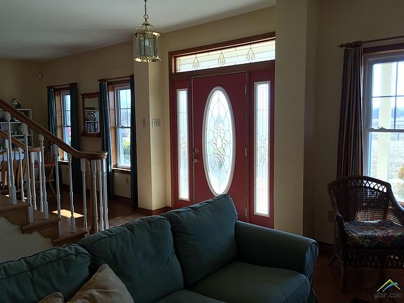 4th image of 660 Private Road 5805