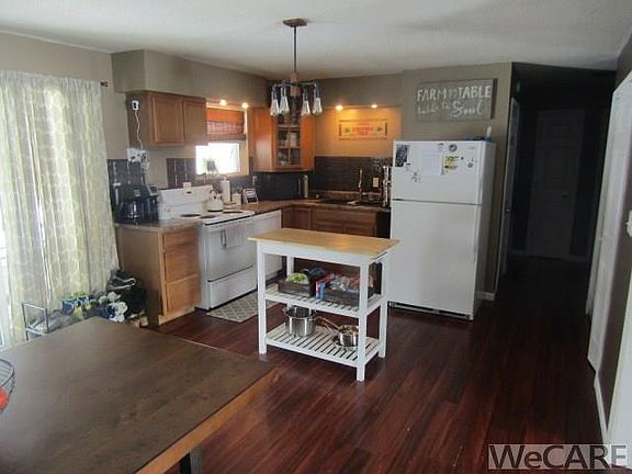 4th image of 618 Mackenzie Dr