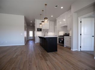 9320 NW 117th St, Yukon, OK 73099