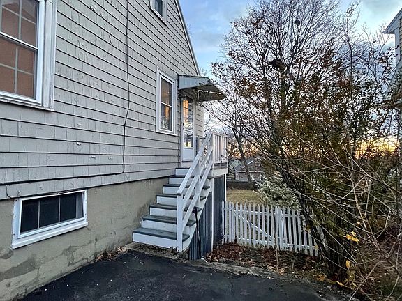 driveway side door