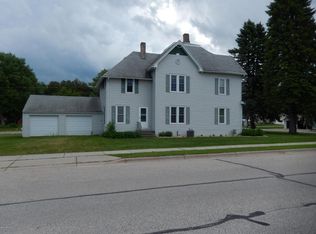 301 3rd St, Fountain, MN 55935