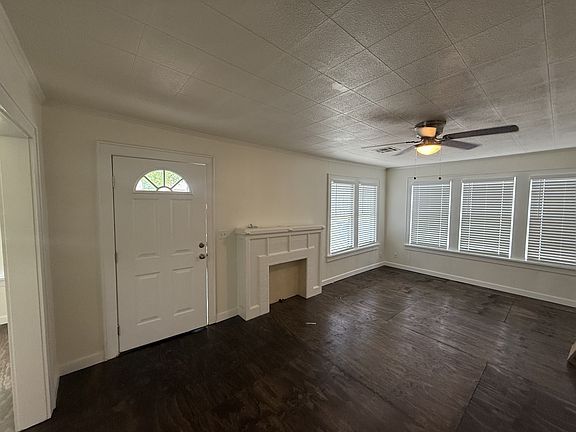2nd image of 805 E 17th St