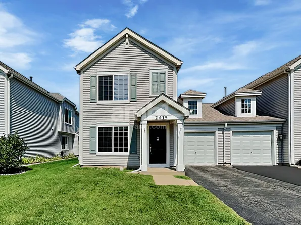 2415 Roxbury Ln, Montgomery, IL 60538