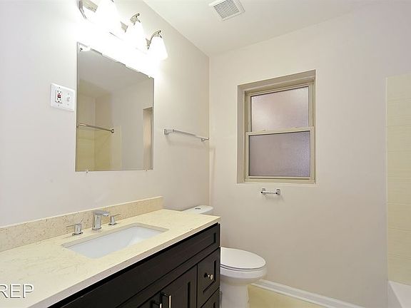 5th image of 6136 N Mozart St APT 2