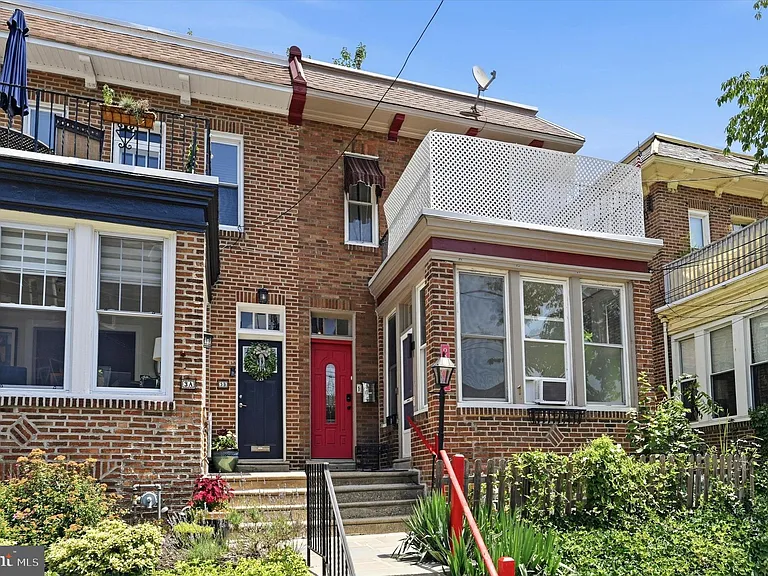 1 W Athens Ave #1/2-C — Photo 1