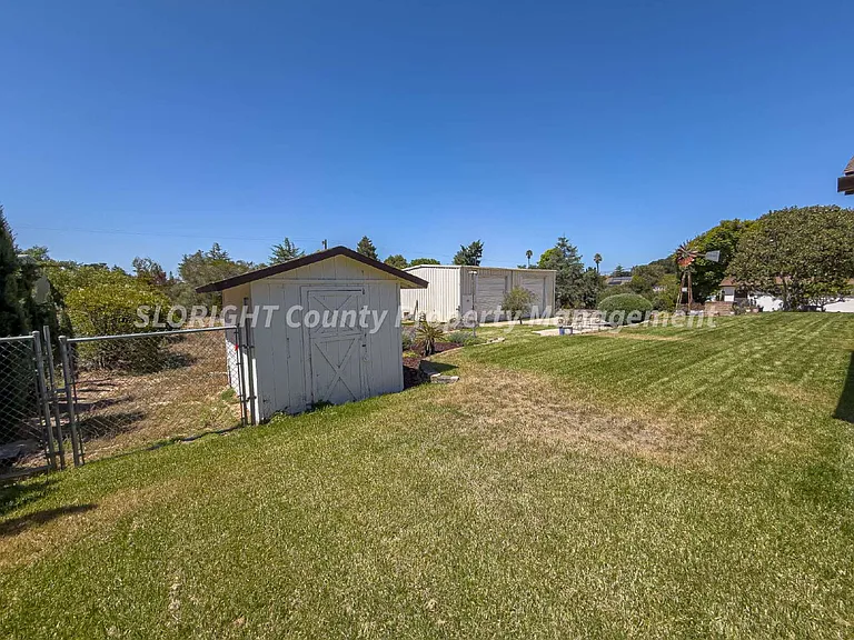 204 Ruby Ln — Photo 37