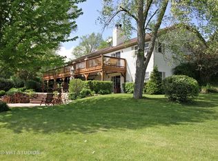 1507 Thompson Rd, Woodstock, IL 60098