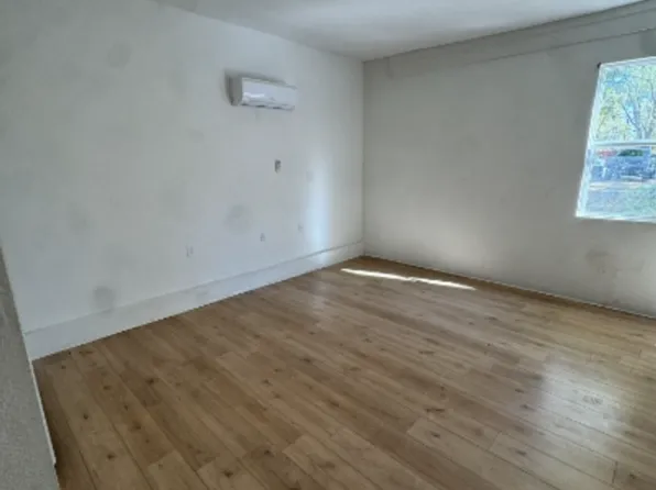 1466 S Worth Ave #B, Indianapolis, IN 46241