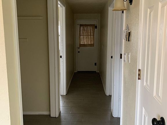 4th image of 2105 Lake Omega St #Ab
