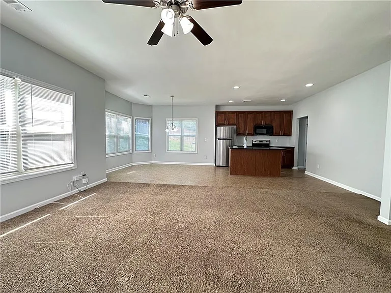 1129 Ida Woods Ct — Photo 6