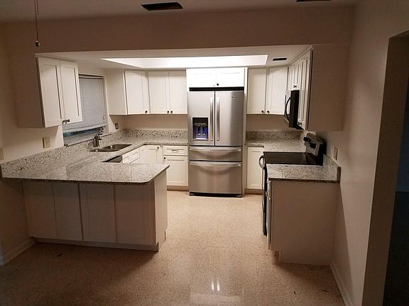 2nd image of 202 Shore Dr