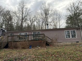 724 Mark Dowdle Rd, Franklin, NC 28734