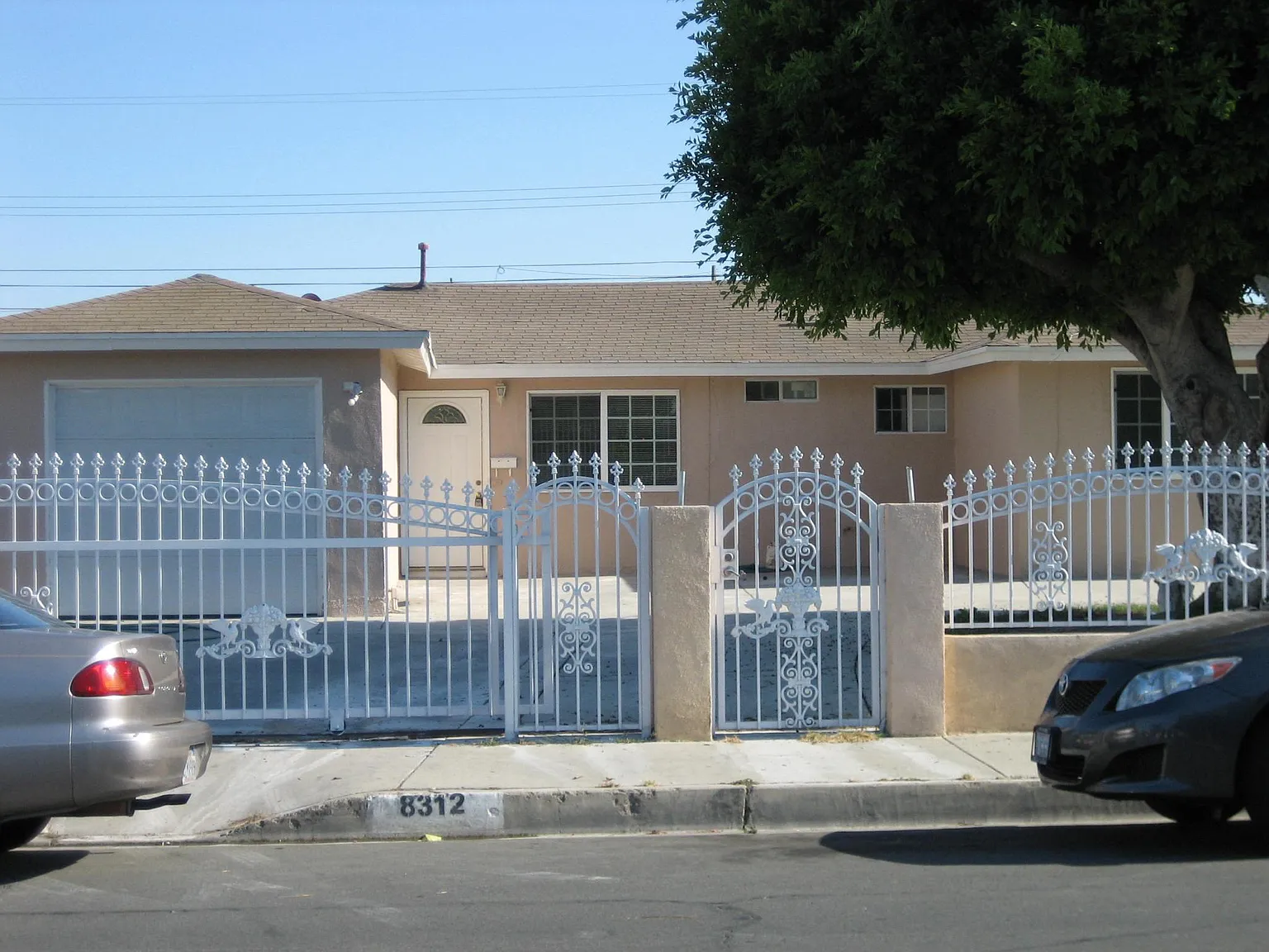 4 bed, 1300 sqft, $3,995 — Photo 3