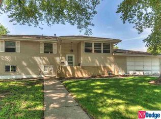 7406 S 52nd St, Omaha, NE 68157