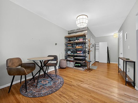 5th image of 10E Blue Hill #10E