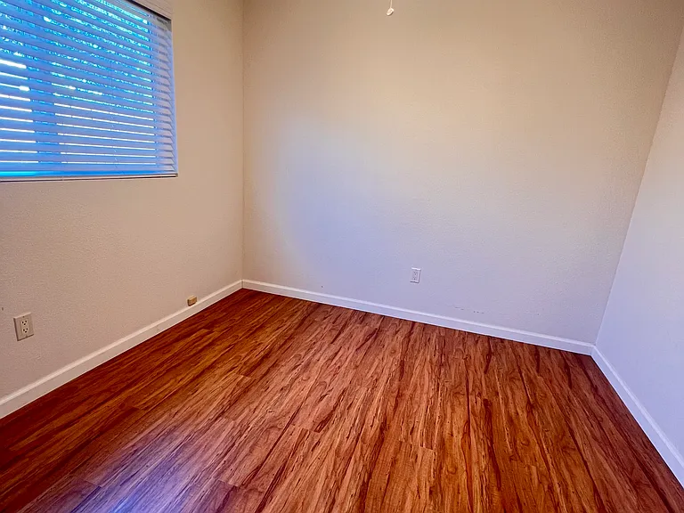 3293 Oak Knoll Dr — Photo 8