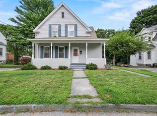 8 Royal Rd, Worcester, MA 01603