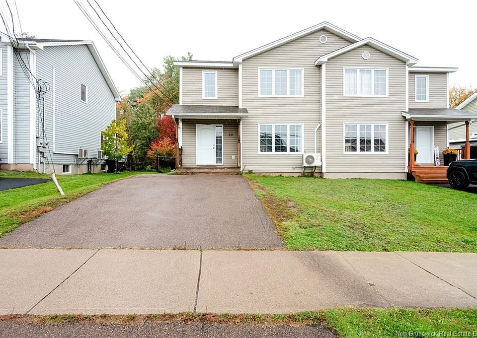 1st image of 39 Senese St