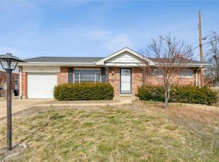 9509 Sontag Ln, Saint Louis, MO