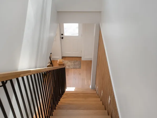 274 7th Street image 25 of 40