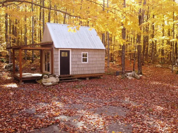 1687 W Jersey Rd, Saint Ignace, MI 49781
