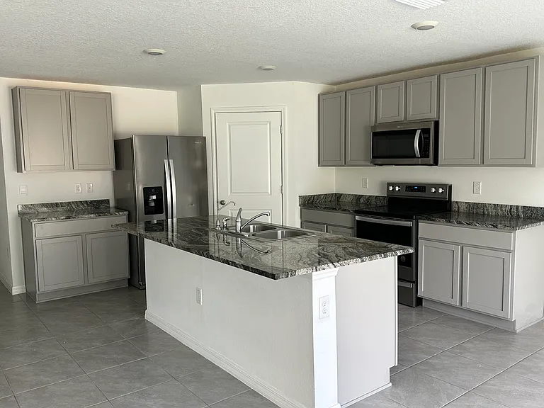 7715 Rosewood Garden Loop — Photo 6
