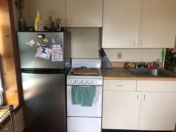 4th image of 1255 E Palmer St #2