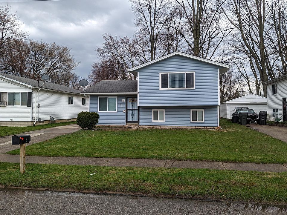 1st image of 229 Warden Ave